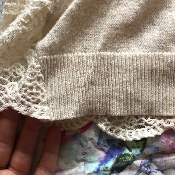 American Eagle sweater with lace back - Picture 5 of 8